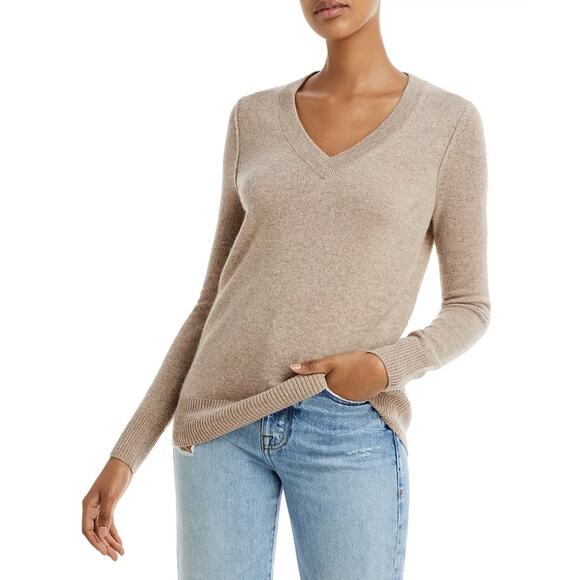 Aqua Cashmere Wheat V-Neck Sweater - Picture 4 of 5